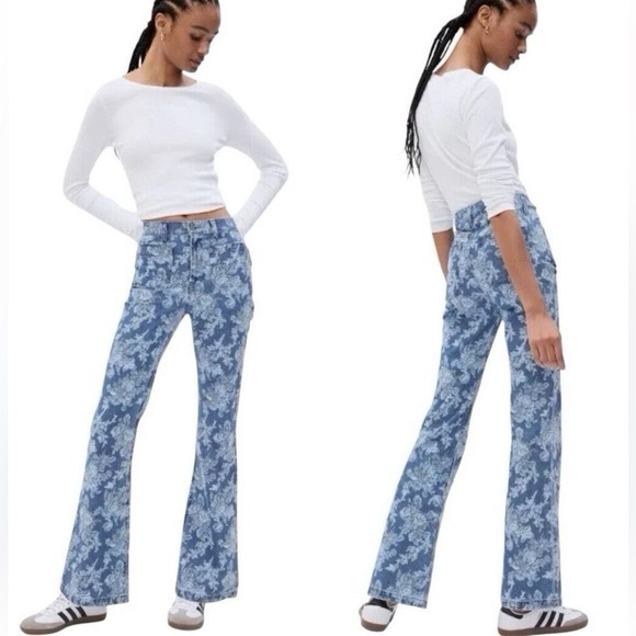 Gap x Love Shack Fancy Women’s ‘70s Flare High Rise Floral Jeans Size 25 - Picture 2 of 16